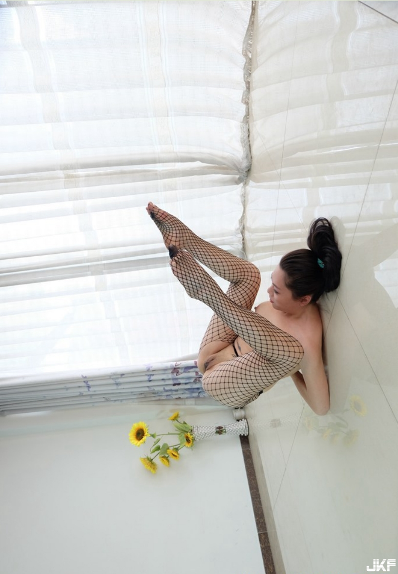 [陆模私拍系列] 十大名器下比目鱼吻鲍独家奉送 陆模-美嘉 02