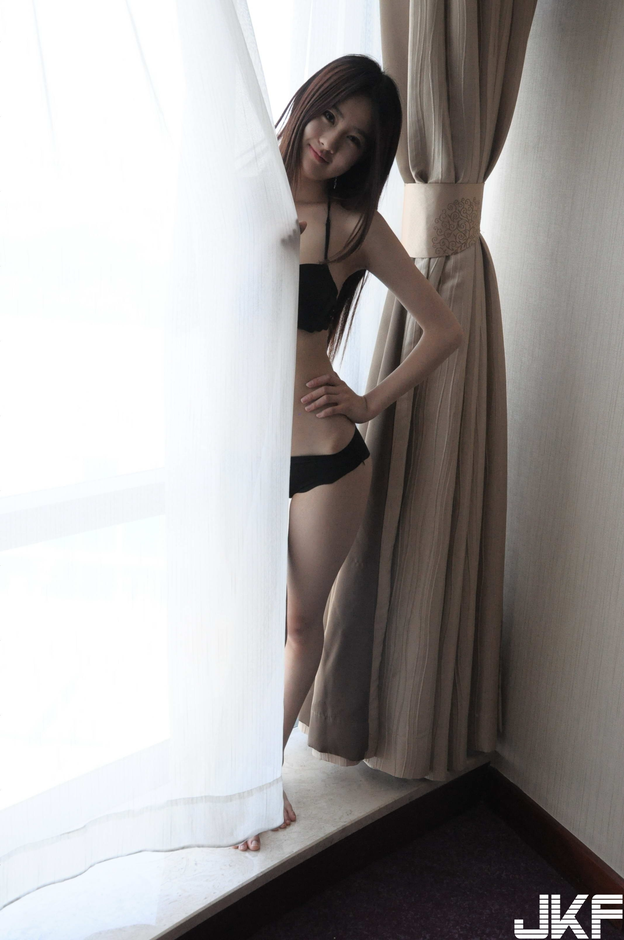 [陆模私拍系列]自然光下的美女 陆模-赵依依305P完整版(一)