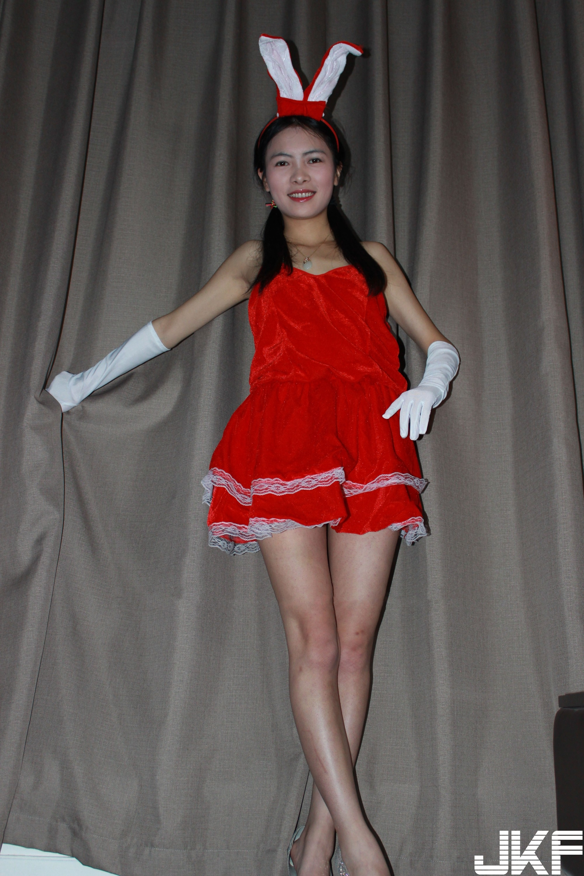 【国模系列】极品美模 风锐红红 大尺度私拍VIP福利帖【164P】